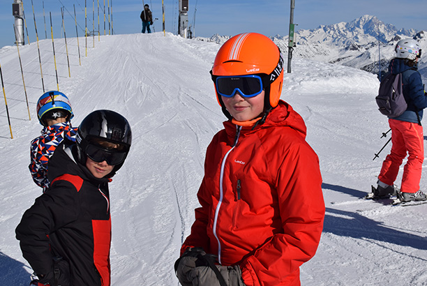 Vacances pour tous - colonies de vacances  - Annecy - Les fanas de la glisse