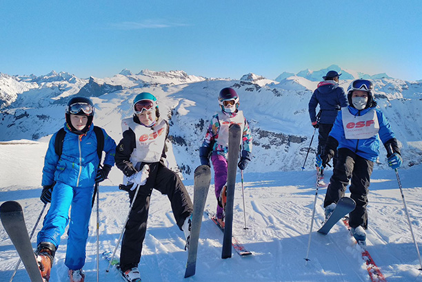 Vacances pour tous - colonies de vacances  - Les Carroz-d'Arâches - Au top : glissez !