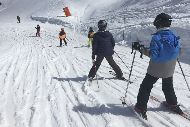 Vacances pour tous - colonies de vacances  - Les Carroz-d'Arâches - Creil'Alpes - 1, 2, 3, glissez !
