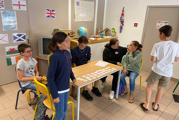 Vacances pour tous - colonies de vacances  - Puycelsi - Speak English in Puycelsi