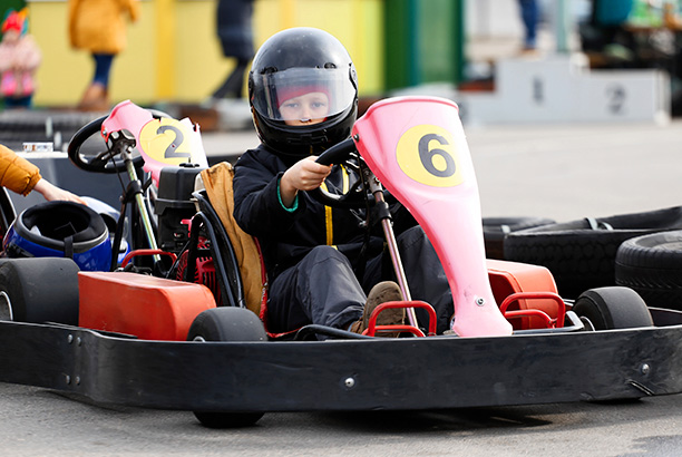 Vacances pour tous - colonies de vacances  - Le Rouget - Stage karting