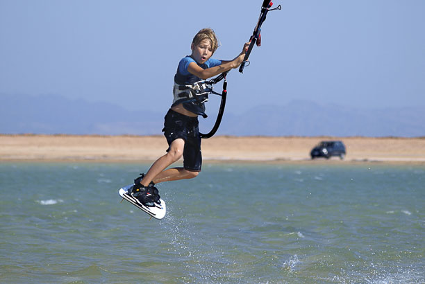 Vacances pour tous - colonies de vacances  - Biscarrosse - Kitesurf and glisse