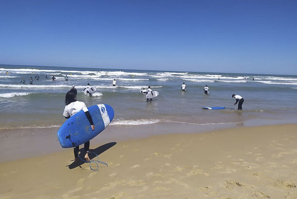 Vacances pour tous - colonies de vacances  - Taussat - Surf entre océan et dune