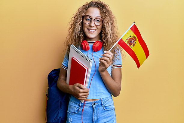 Vacances pour tous - colonies de vacances  - Puycelsi - Hablamos español !